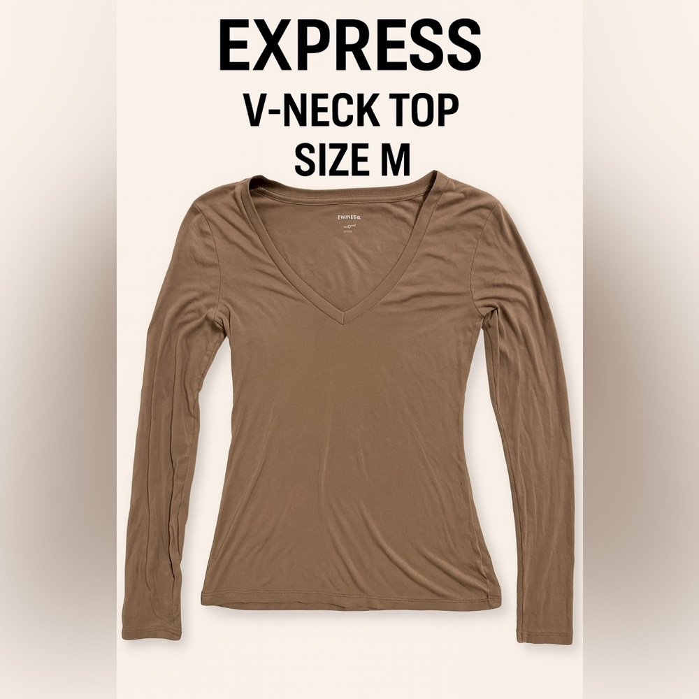 Express Tan/Taupe Fitted Tee size‎ Medium